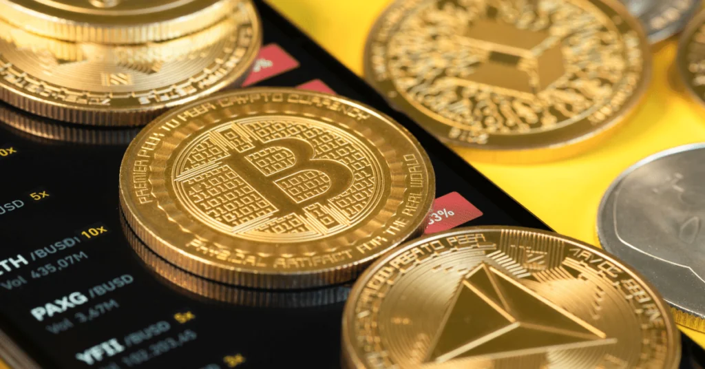 Webull vs. Binance